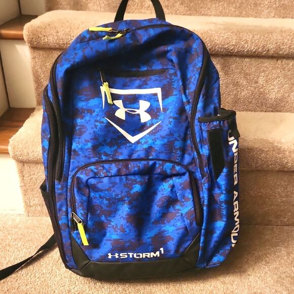 Under Armour Storm 1 Blue & Black Camo Backpack - Picture 1 of 11